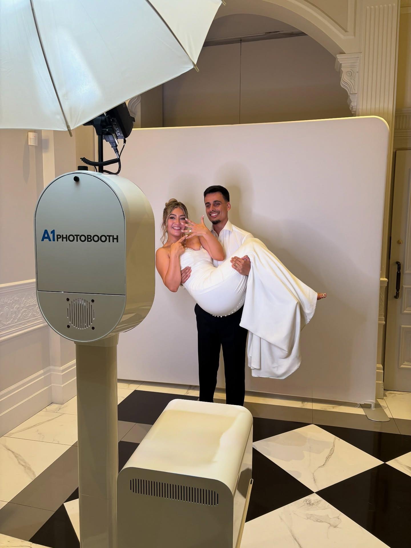 Congratulations Leana & Patrick 🥂

@a1photobooth.ca @venetianbanquetcentre #a1photobooth #a1photoboothca #wedding #weddingphotobooth #photobooth #photobooth #photoboothwedding #vaughan #photoboothvaughan #photoboothwoodbridge #photoboothtoronto #photoboothgta #photoboothrental #luxuryphotobooth