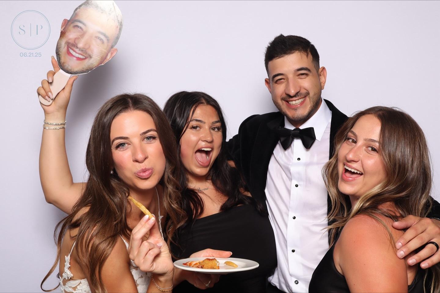 When the Photo Booth and late night stations open at the same time 📸🍔 Celebrating The De Castro’s!

@theroyaltonbanquet @a1photobooth.ca #a1photobooth #photoboothwedding #weddingphotobooth #wedding #weddingseason #photoboothvaughan #photoboothtoronto #photoboothgta #photoboothrental #photoboothrentals #luxury #luxuryphotobooth #premium #premiumphotobooth