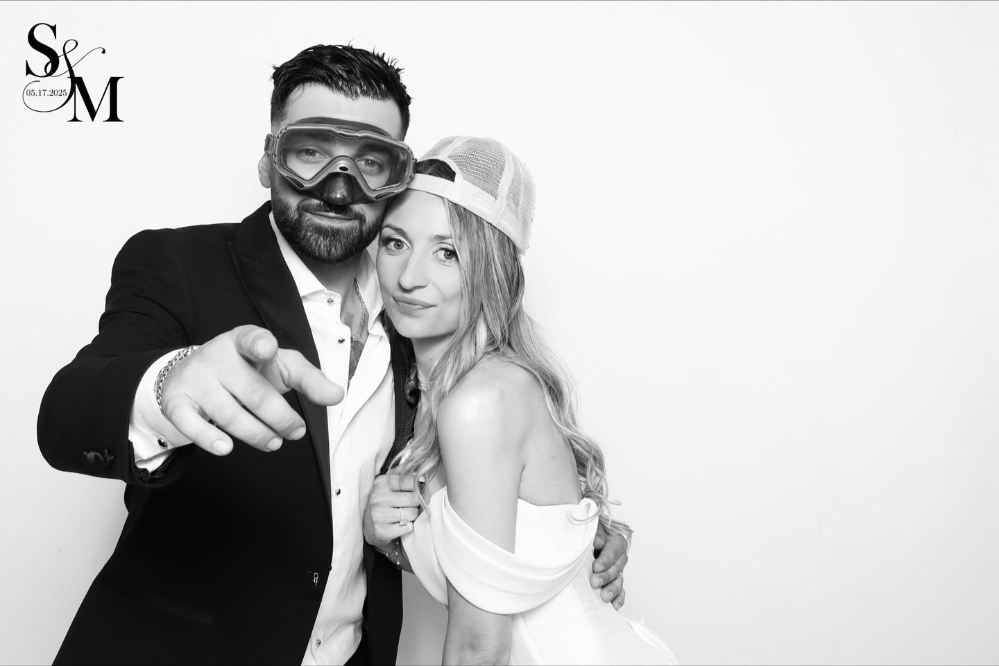 Sabrina & Marco ✨

@a1photobooth.ca #a1photobooth @theterracebc #terracebanquethall #theterracebanquethall #photoboothwedding #weddingphotobooth #wedding #weddingseason #photoboothvaughan #photoboothtoronto #photoboothgta #photoboothrental #photoboothrentals #luxury #luxuryphotobooth #premium #premiumphotobooth