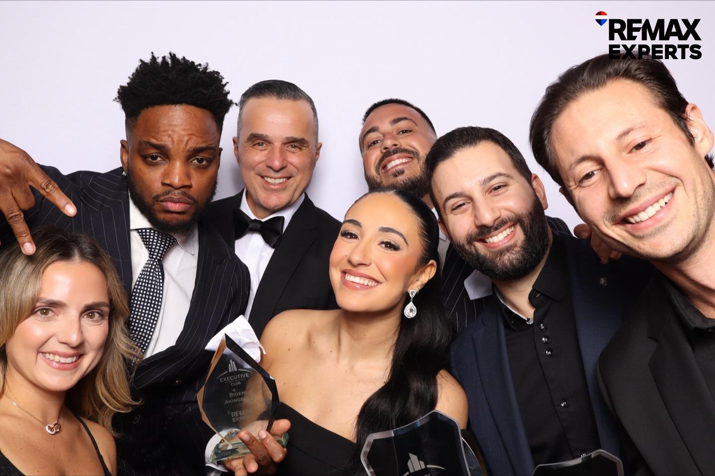RE/MAX Experts Awards Gala 2026 🏆

@a1photobooth.ca @experts_brokerage @mikesquad_official @universal1982 @bypeterandpauls #photoboothvaughan #photoboothtoronto #photoboothgta #photoboothrental #premiumphotobooth