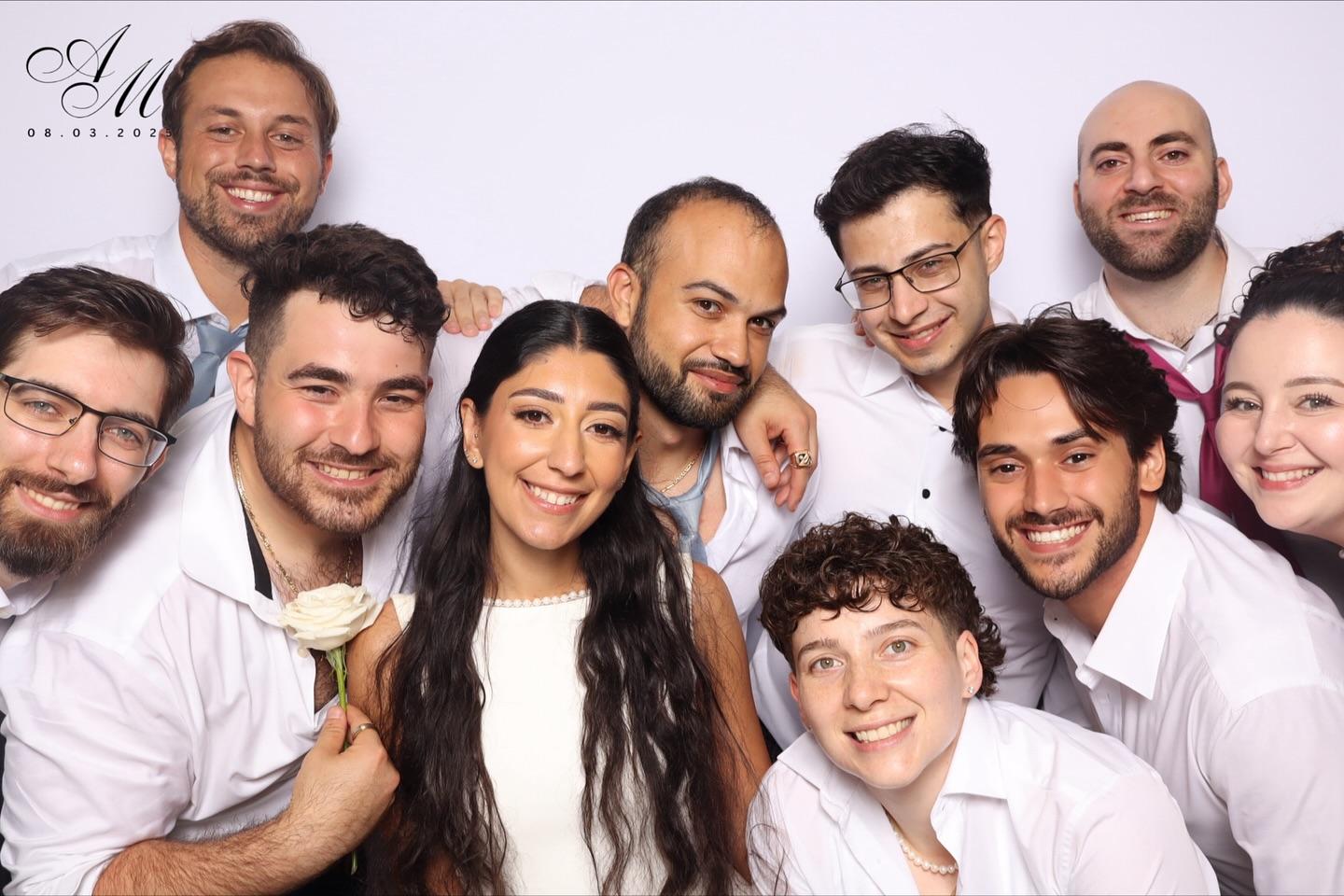 Celebrating Alexandra & Michael ✨

@thearlingtonestate @a1photobooth.ca #a1photobooth #arlington #arlingtonestate #arlingtonestatewedding #photoboothwedding #weddingphotobooth #wedding #weddingseason #photoboothvaughan #photoboothtoronto #photoboothgta #photoboothrental #photoboothrentals #luxury #luxuryphotobooth #premium #premiumphotobooth