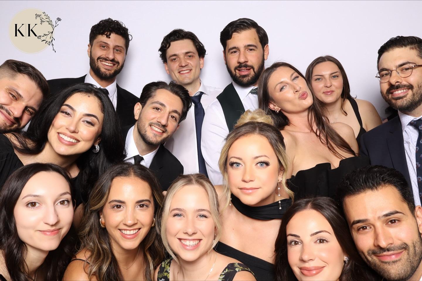 Celebrating The Tsaggarelis! 🥂

@thearlingtonestate @a1photobooth.ca #a1photobooth #arlington #arlingtonestate #arlingtonestatewedding #photoboothwedding #weddingphotobooth #wedding #weddingseason #photoboothvaughan #photoboothtoronto #photoboothgta #photoboothrental #photoboothrentals #luxury #luxuryphotobooth #premium #premiumphotobooth