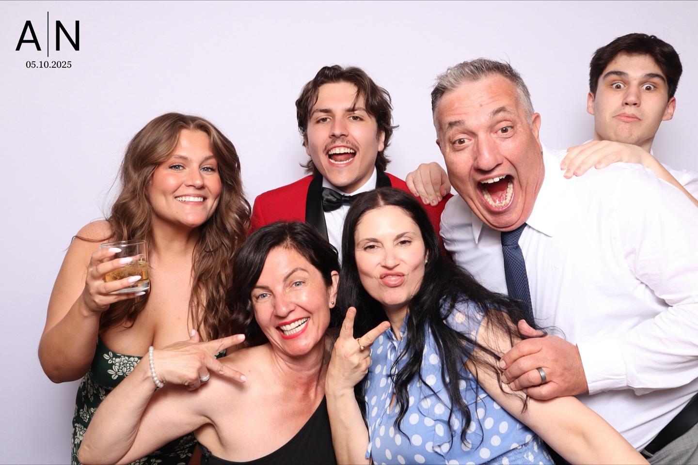 The fun always starts at the Photo Booth! 😎📸

@a1photobooth.ca #a1photobooth @crystalfountainevents #photoboothwedding #weddingphotobooth #wedding #weddingseason #photoboothvaughan #photoboothtoronto #photoboothgta #photoboothrental #photoboothrentals #luxury #luxuryphotobooth #premium #premiumphotobooth